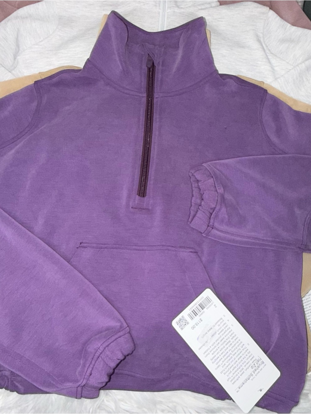 Lululemon Sz 2 Brushed Softstreme nwt 
Half Zip dramatic magenta